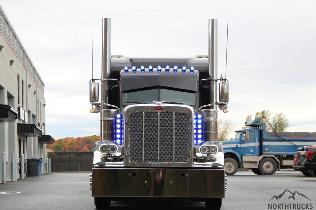 2020 Peterbilt 389 #1826