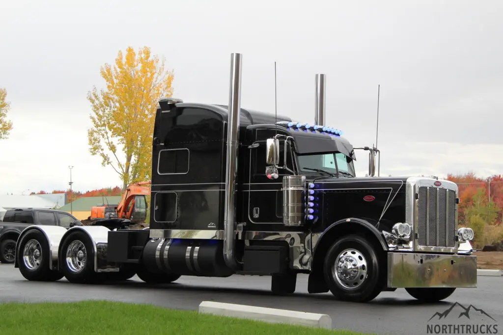 2020 Peterbilt 389 #1826