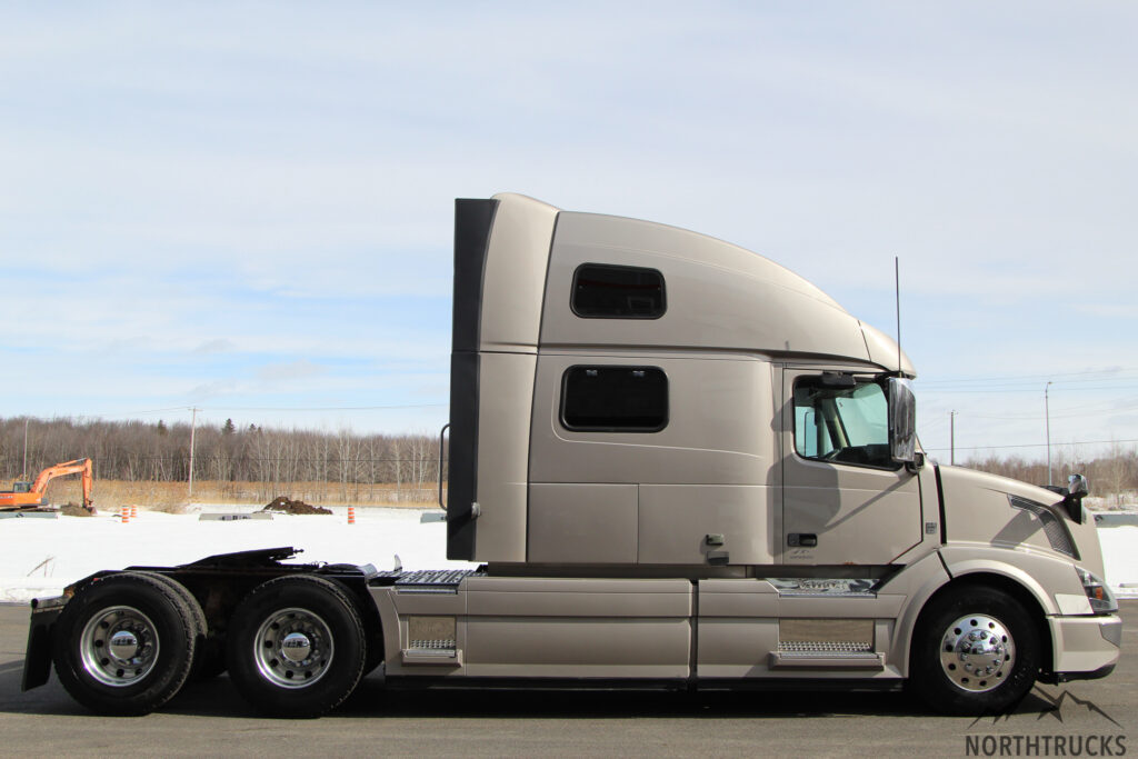 2017 Volvo VNL860