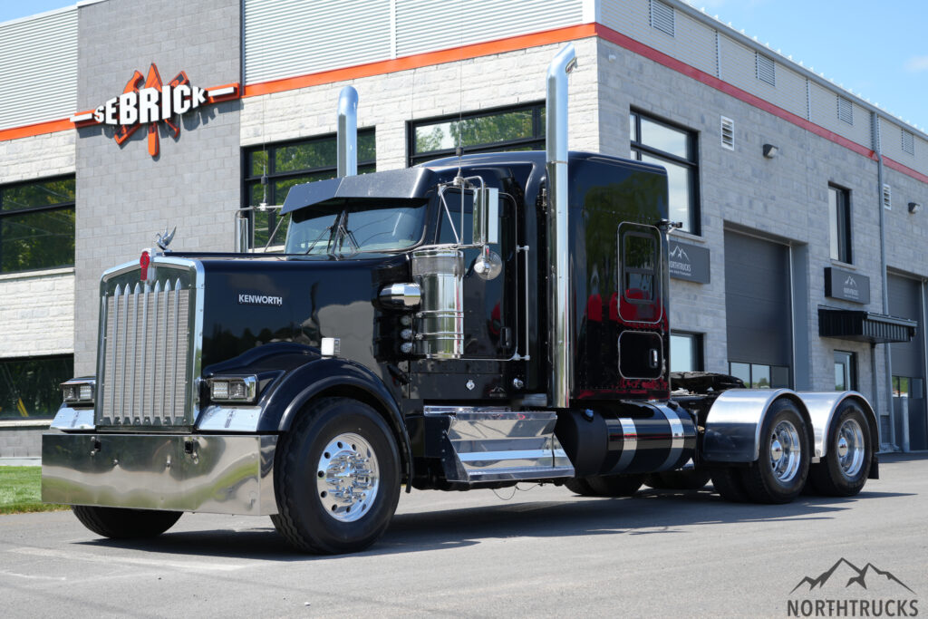 2023 Kenworth W900L #1514