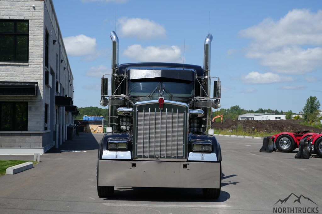 2023 Kenworth W900L #1514