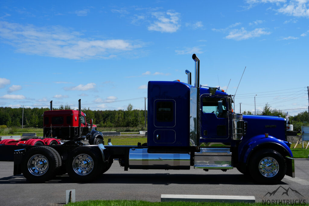 2021 Kenworth W900B #1513