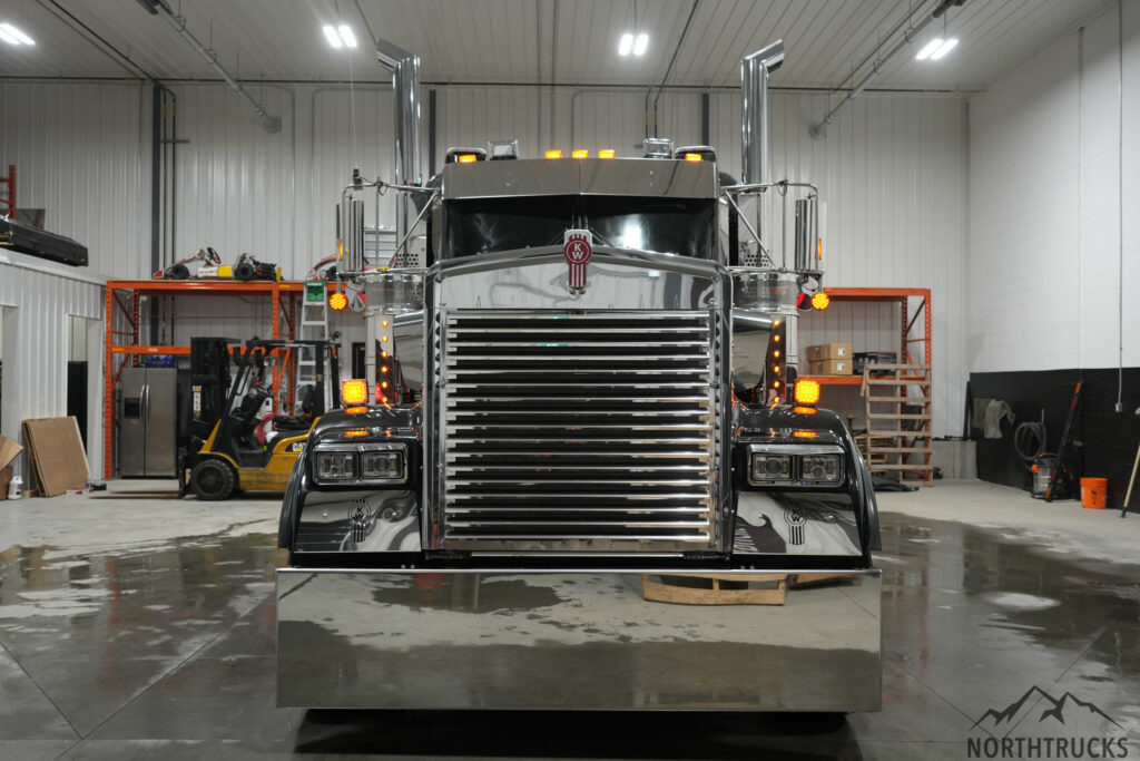 Kenworth W900B 2021 #1520