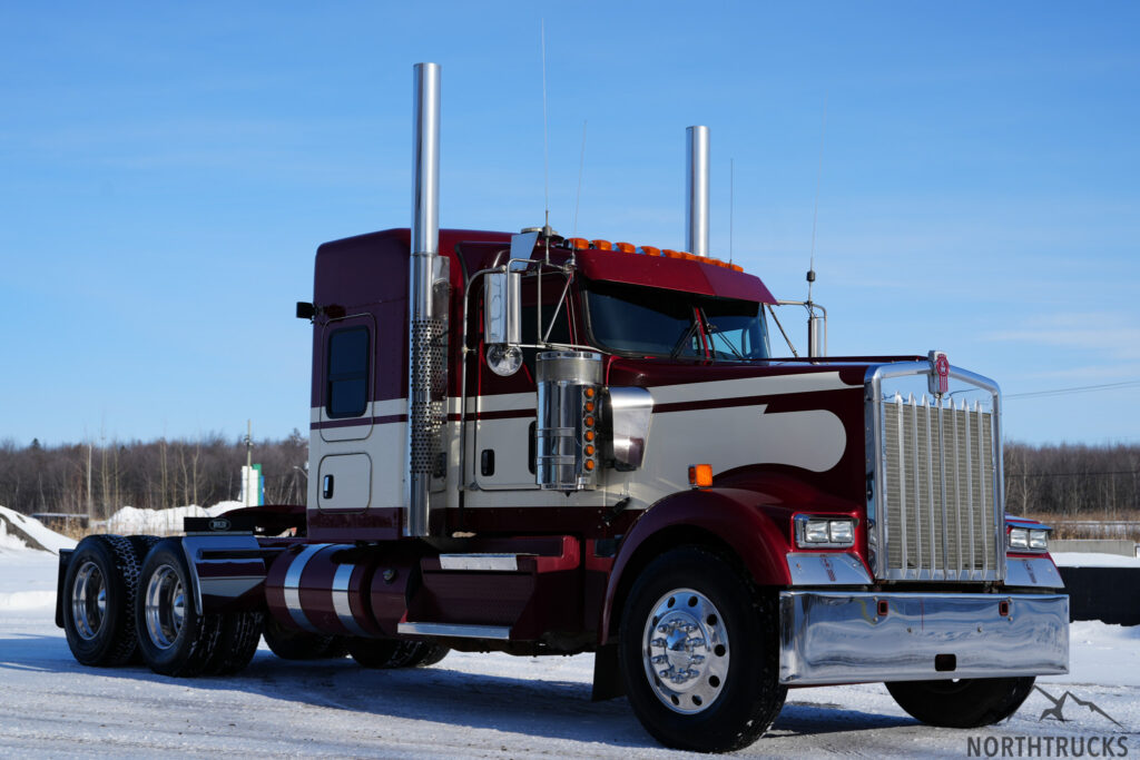 2018 Kenworth W900L #1519