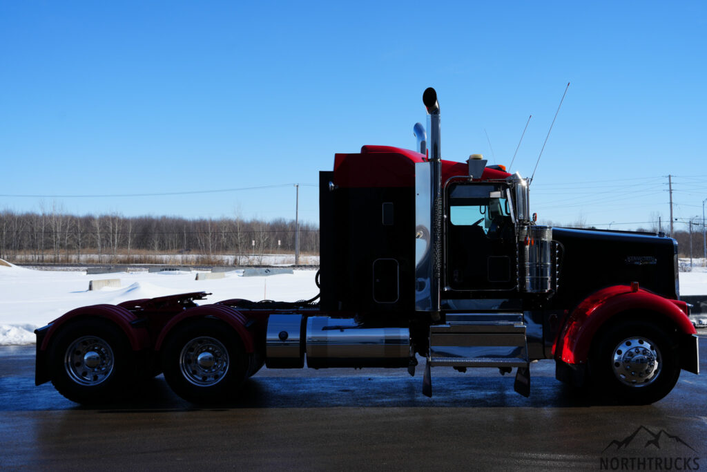 2021 Kenworth W900L #1602