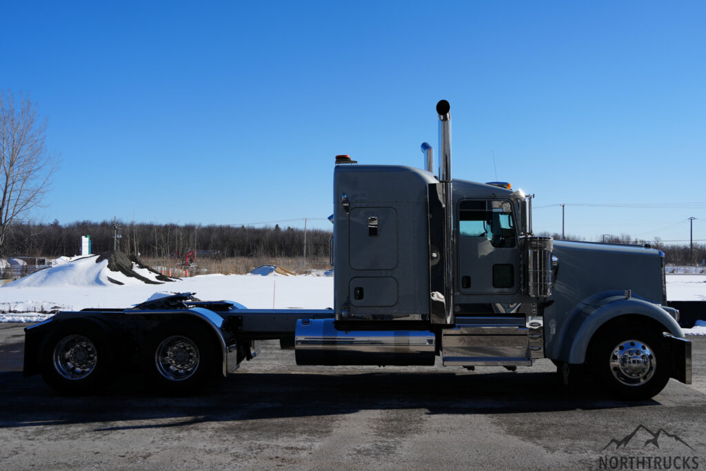 2020 Kenworth W900L #1601