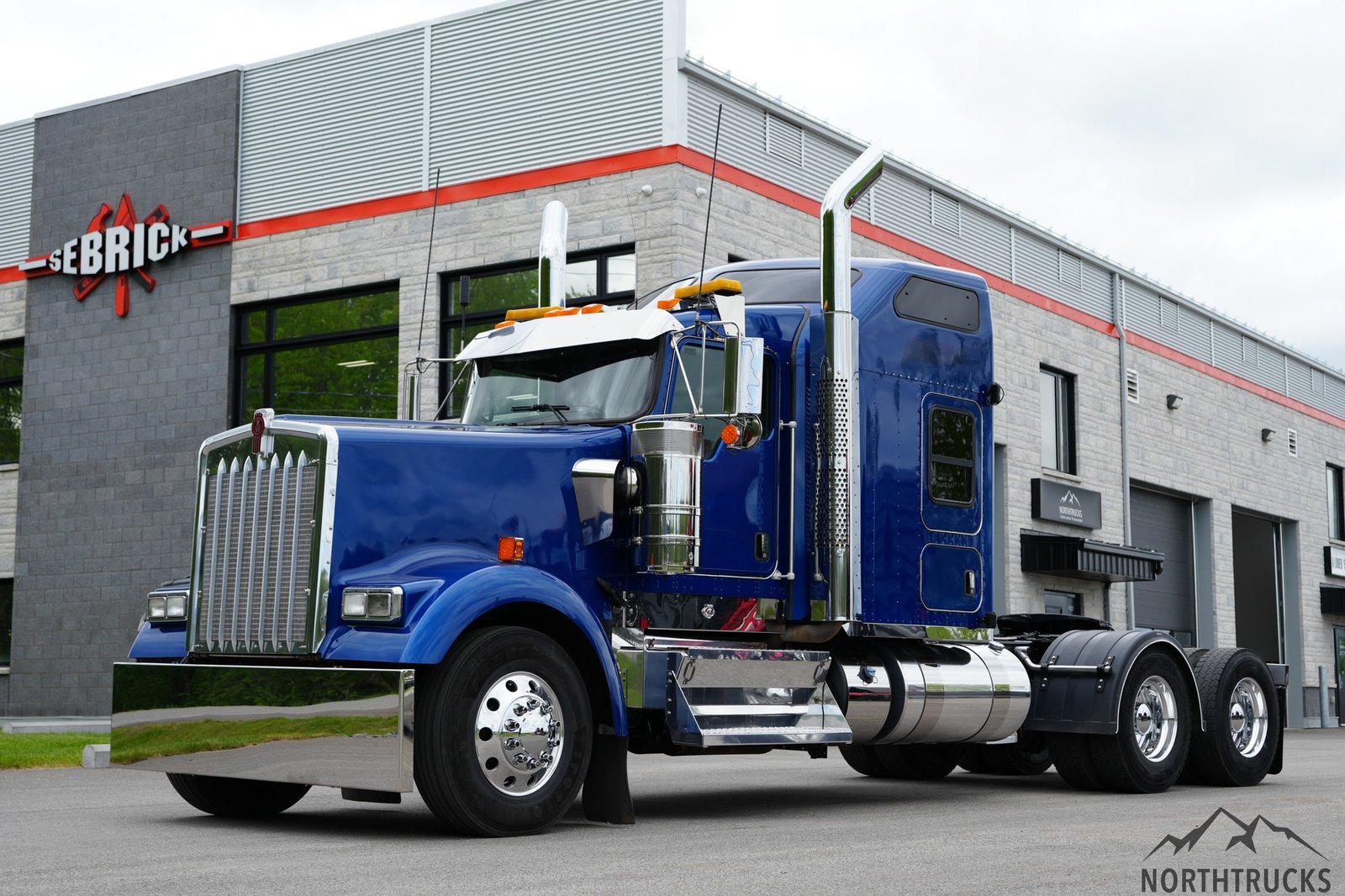 2020 Kenworth W900L